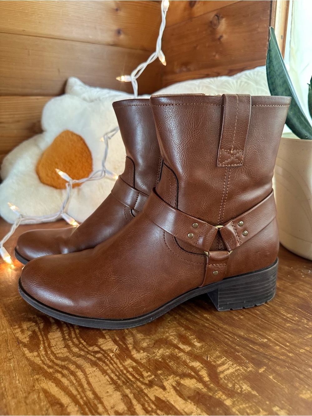 Women's Brown Frye & Co Ankle Boots - size 10